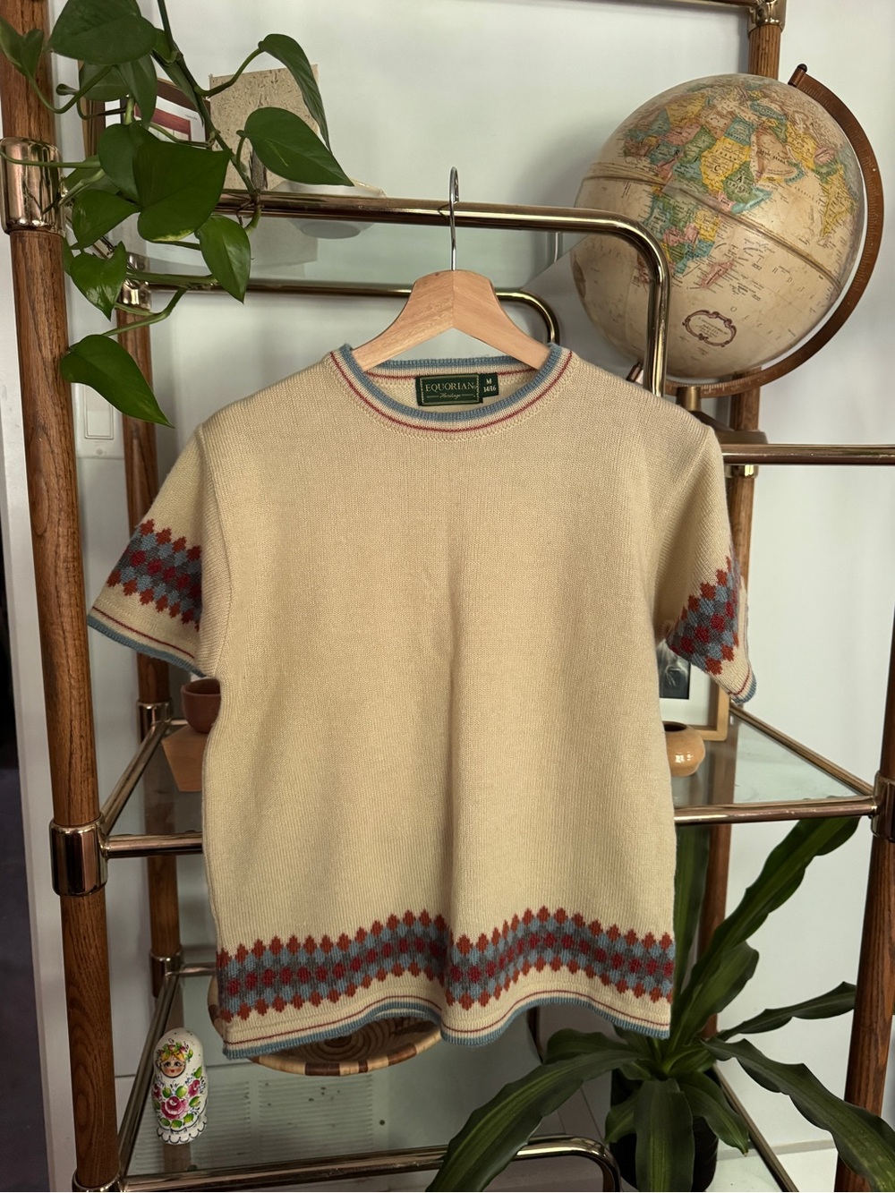 Cream Short-Sleeve Crewneck Sweater with Rust & Blue Trim